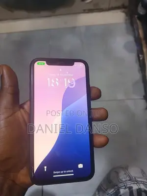 Apple iPhone XR 128 GB Black