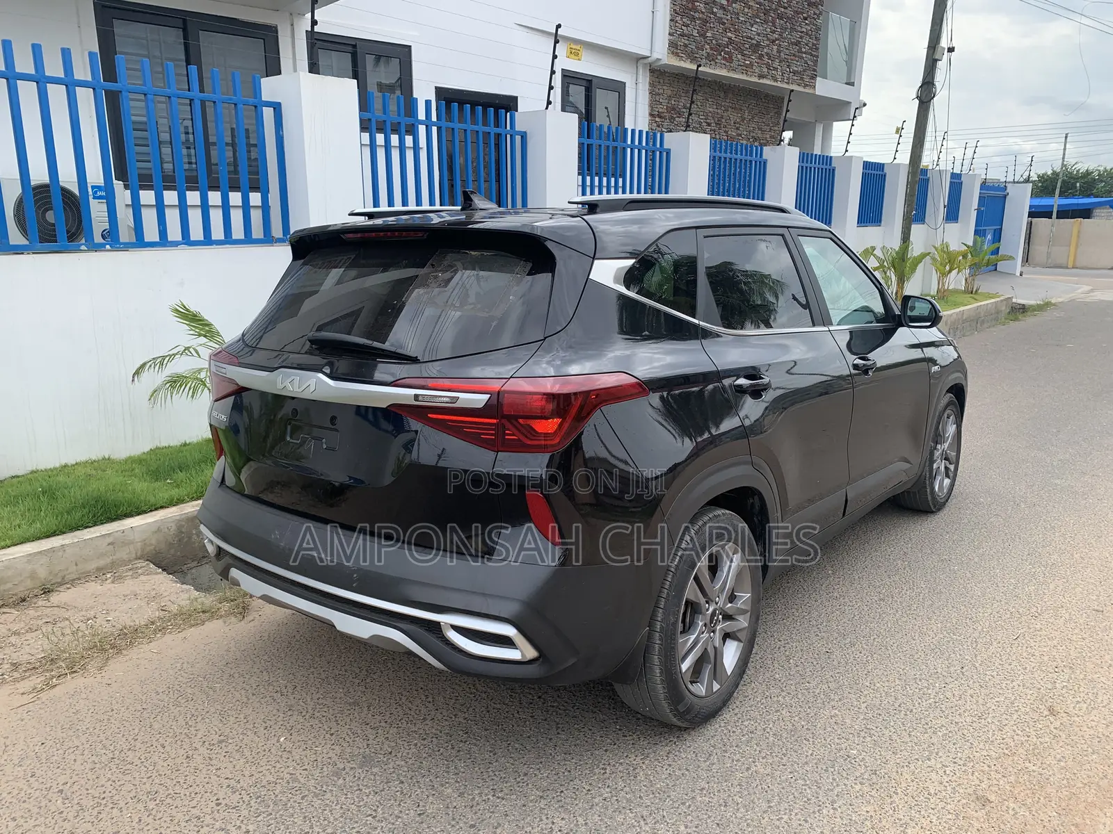 Kia Seltos SX 2023 Black