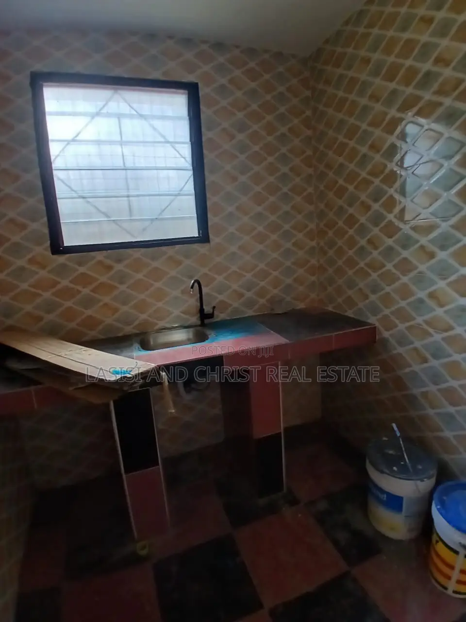 1bdrm Apartment in Lasisi And Christ, Amasaman for rent