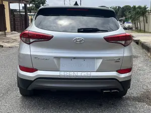 Hyundai Tucson Limited AWD 2016 Silver
