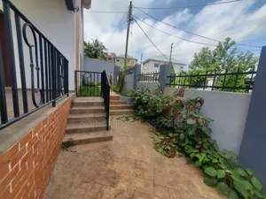 3bdrm House in Kwabenya for rent