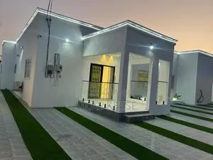 4bdrm Townhouse/Terrace in Frimps Properties, Amasaman for sale