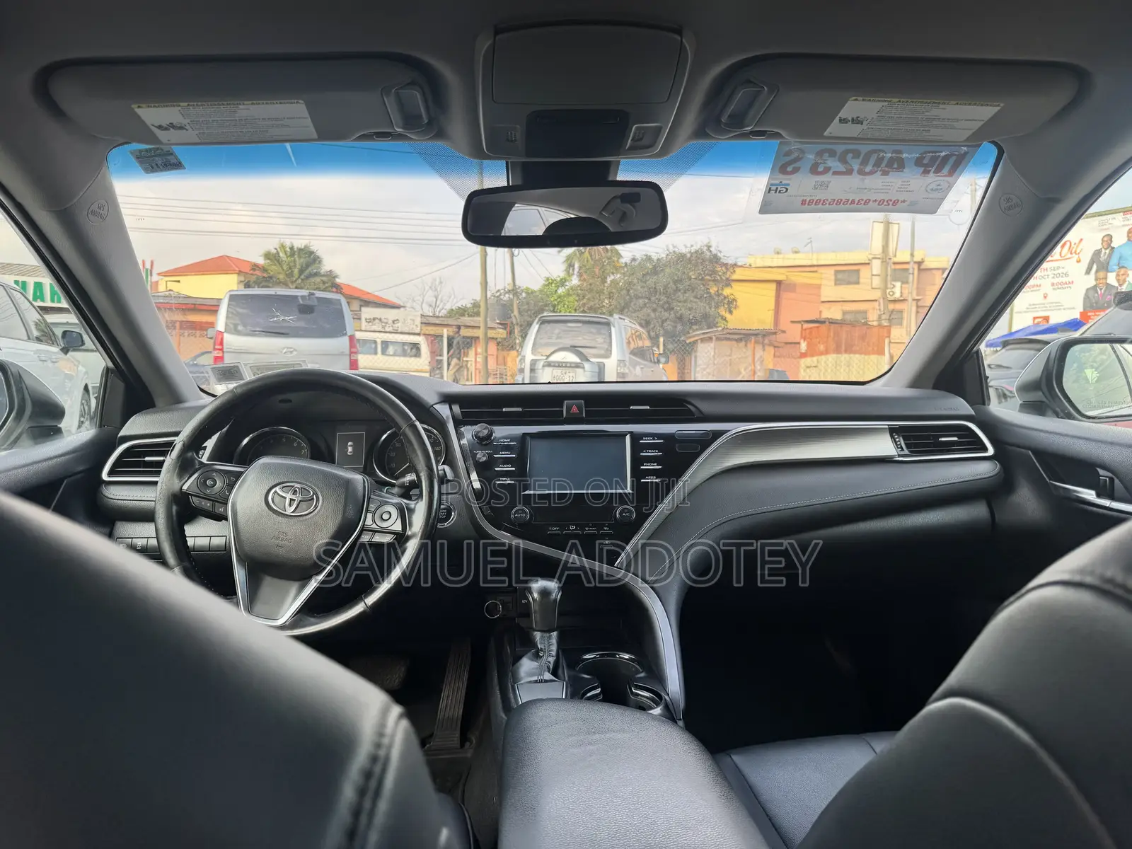 Toyota Camry 2018 White