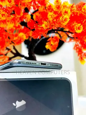 New Apple iPhone 11 128 GB Black