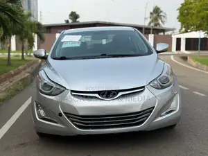 Hyundai Elantra 2015 Silver