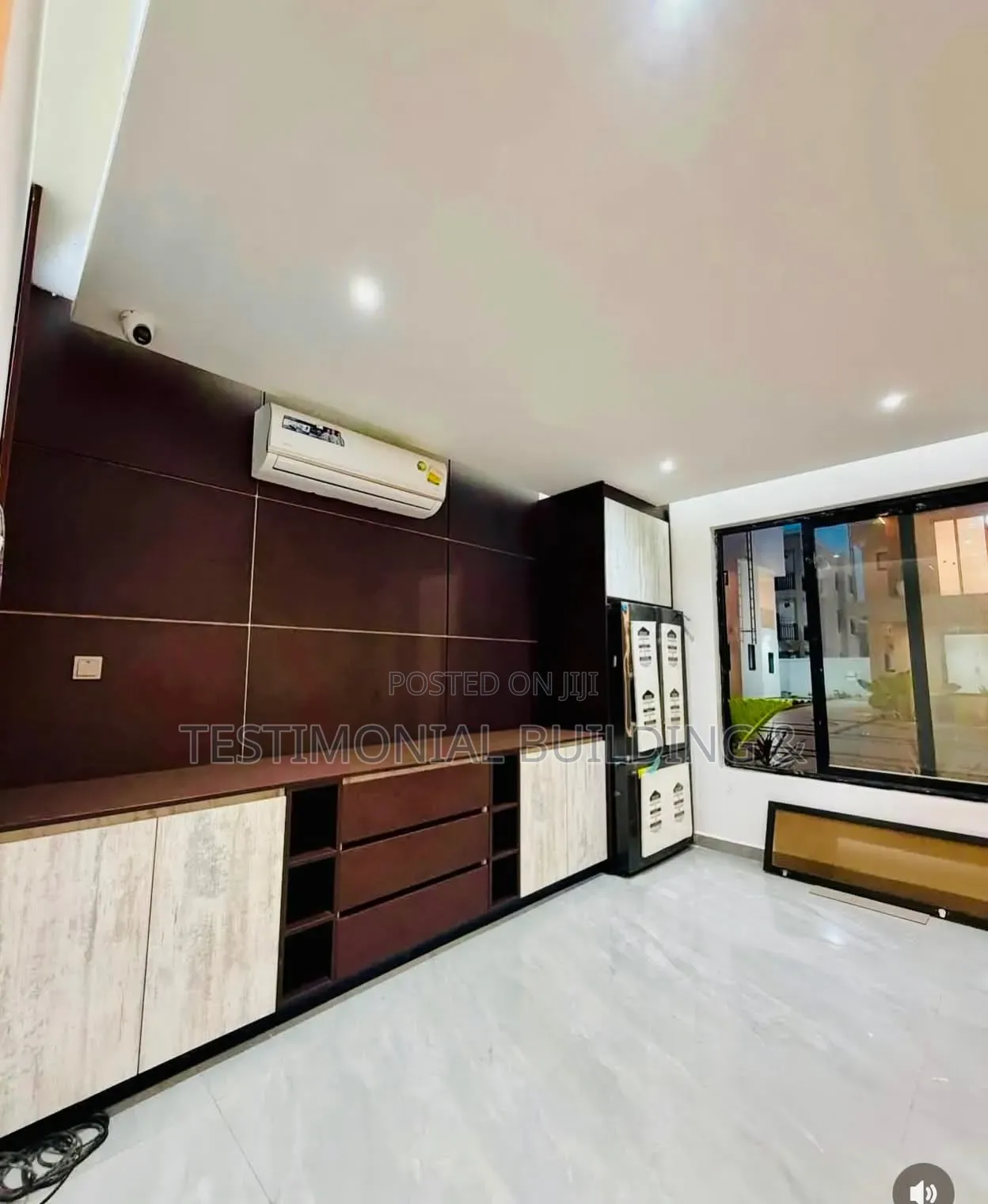 Furnished 4bdrm House in Testimonial Building, Police Station for sale