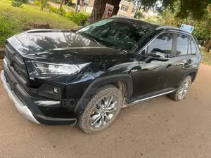 Toyota RAV4 2021 Black