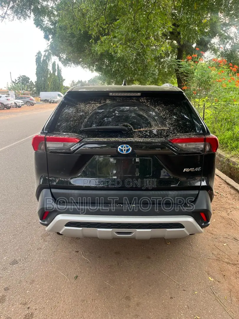 Toyota RAV4 2021 Black