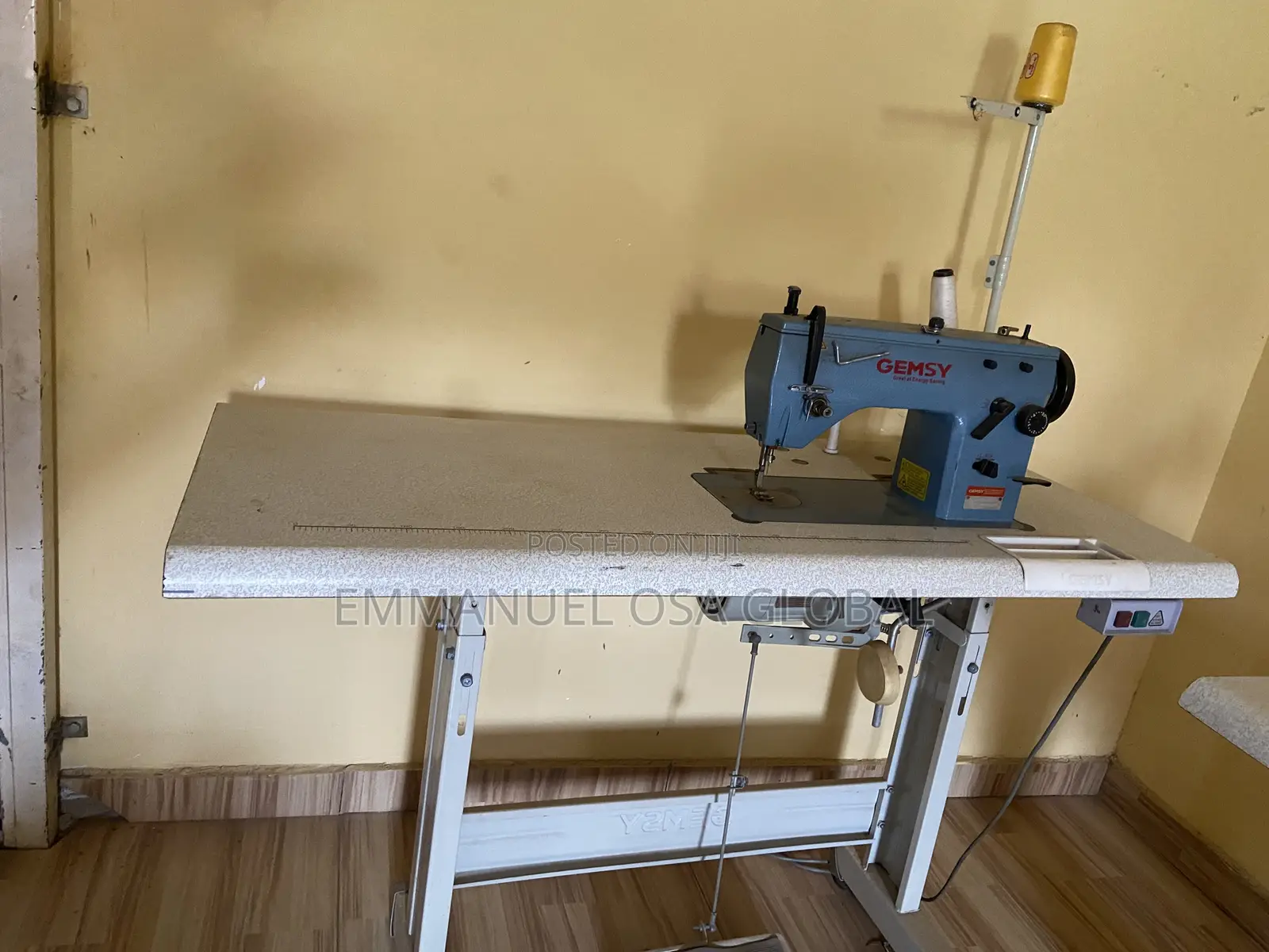 Quality Gemsy Industrial Embroidery Machine – Barely Used
