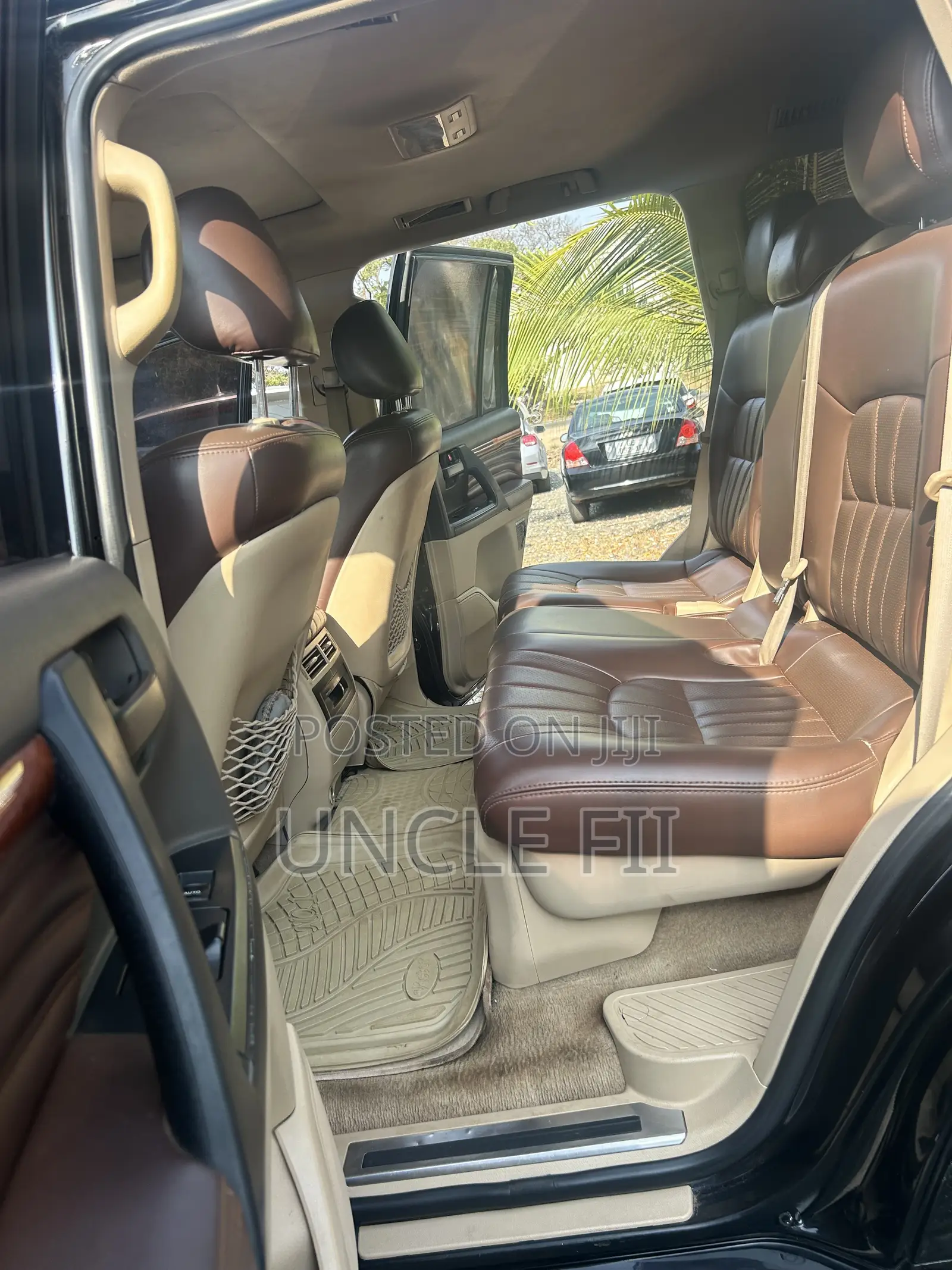 Toyota Land Cruiser 4.5 V8 GL 2014 Black