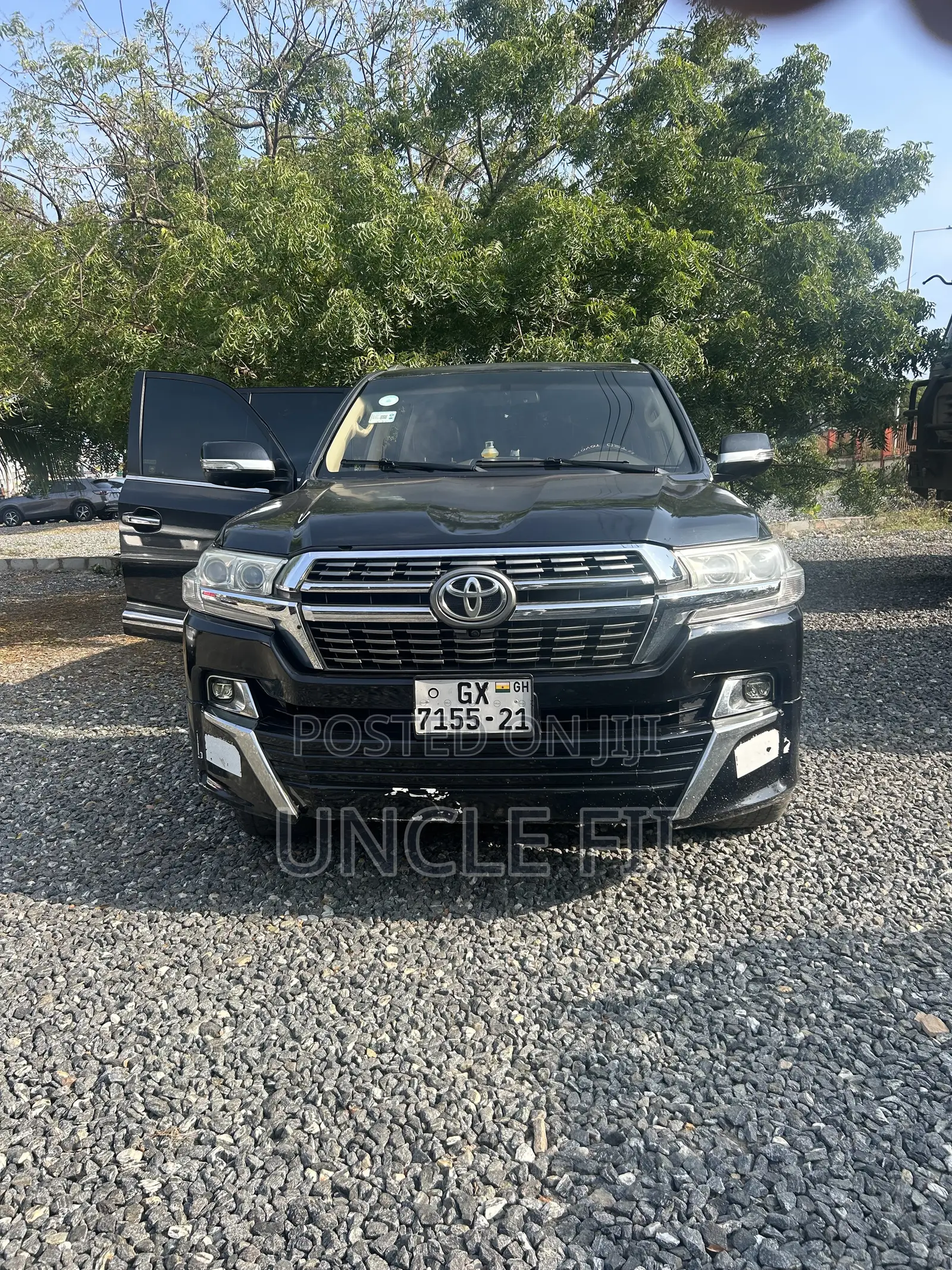 Toyota Land Cruiser 4.5 V8 GL 2014 Black