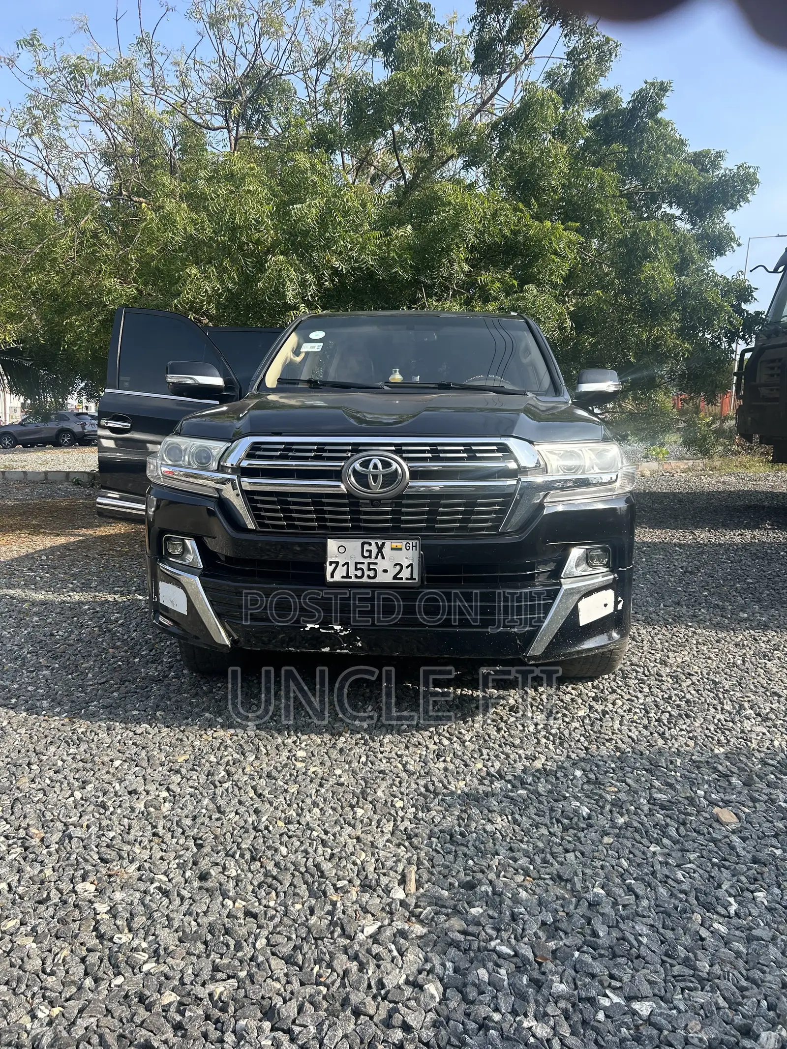 Toyota Land Cruiser 4.5 V8 GL 2014 Black