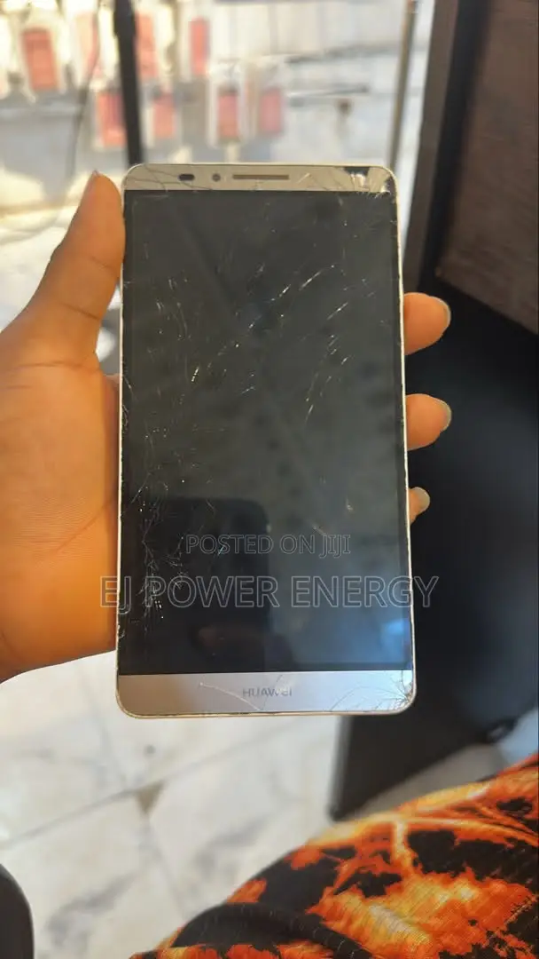 All iPhone and Samsung Screens Replacement