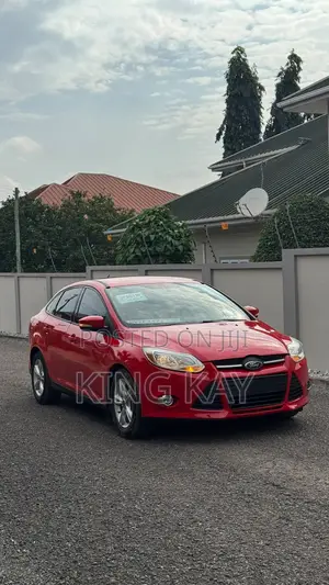 Ford Fiesta SE 4dr Sedan (1.6L 4cyl 5M) 2014 Red