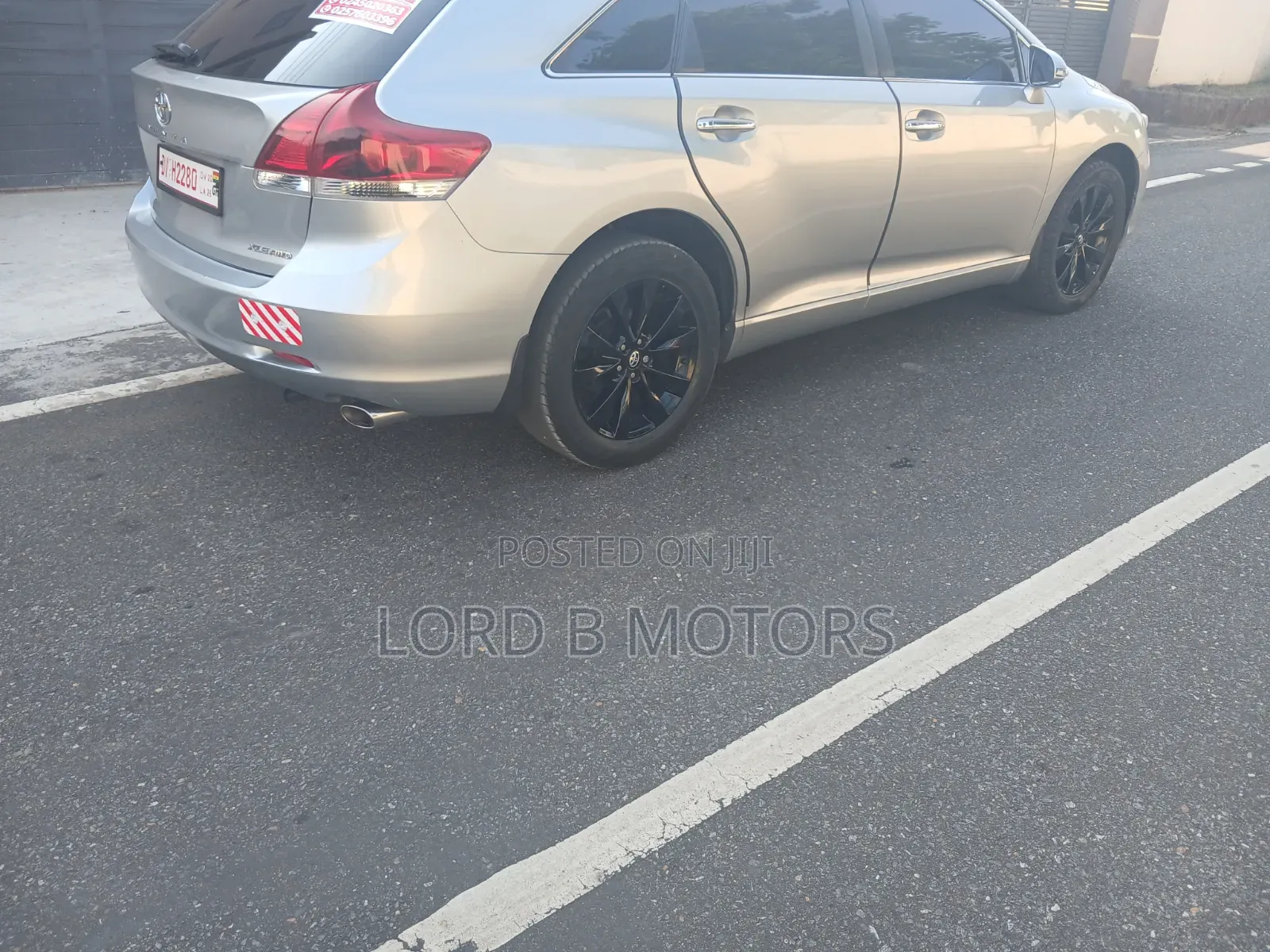 Toyota Venza XLE 4dr Wagon (2.7L 4cyl 6A) 2015 Silver