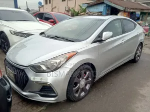 Hyundai Elantra SE 4dr Sedan (1.8L 4cyl 6A) 2014 Silver