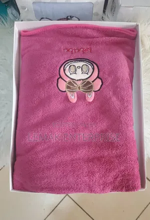 Kids Towels for All Ages. 100 Percent Cotton. Size 28"×56"