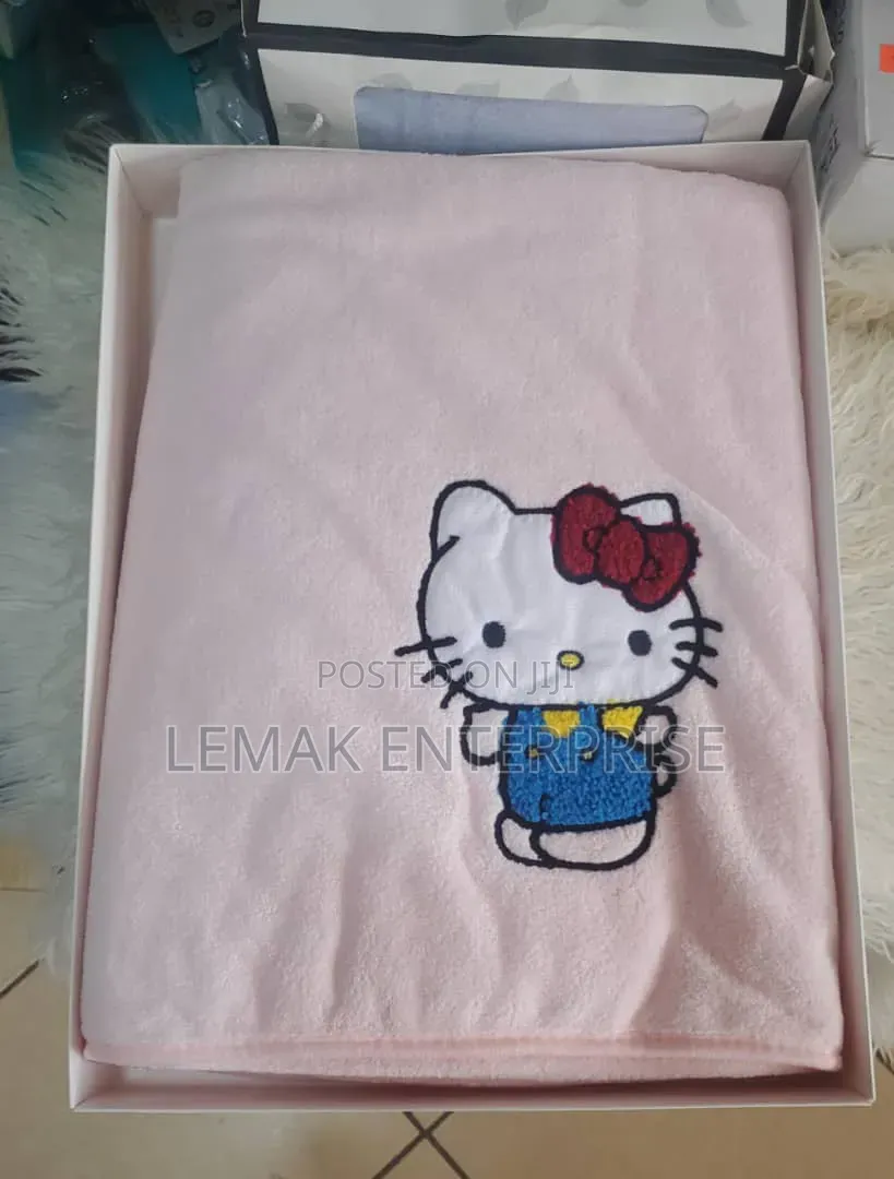 Kids Towels for All Ages. 100 Percent Cotton. Size 28"×56"