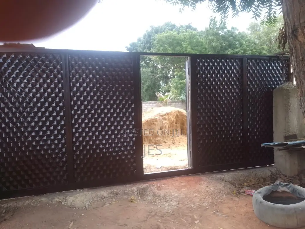 1bdrm Apartment in Danfa for rent