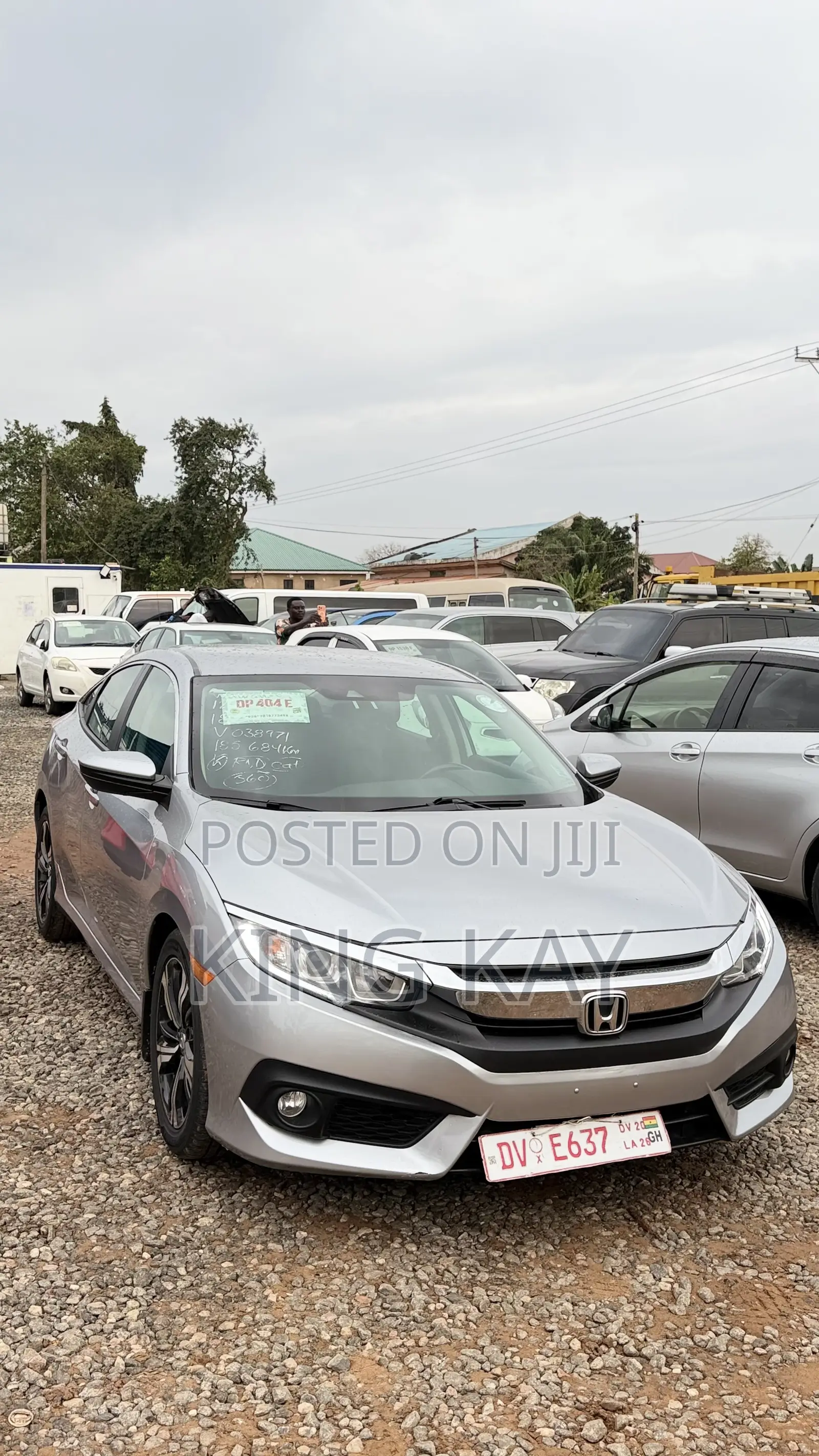 Honda Civic LX 4dr Sedan (2.0L 4cyl) 2017 Gray