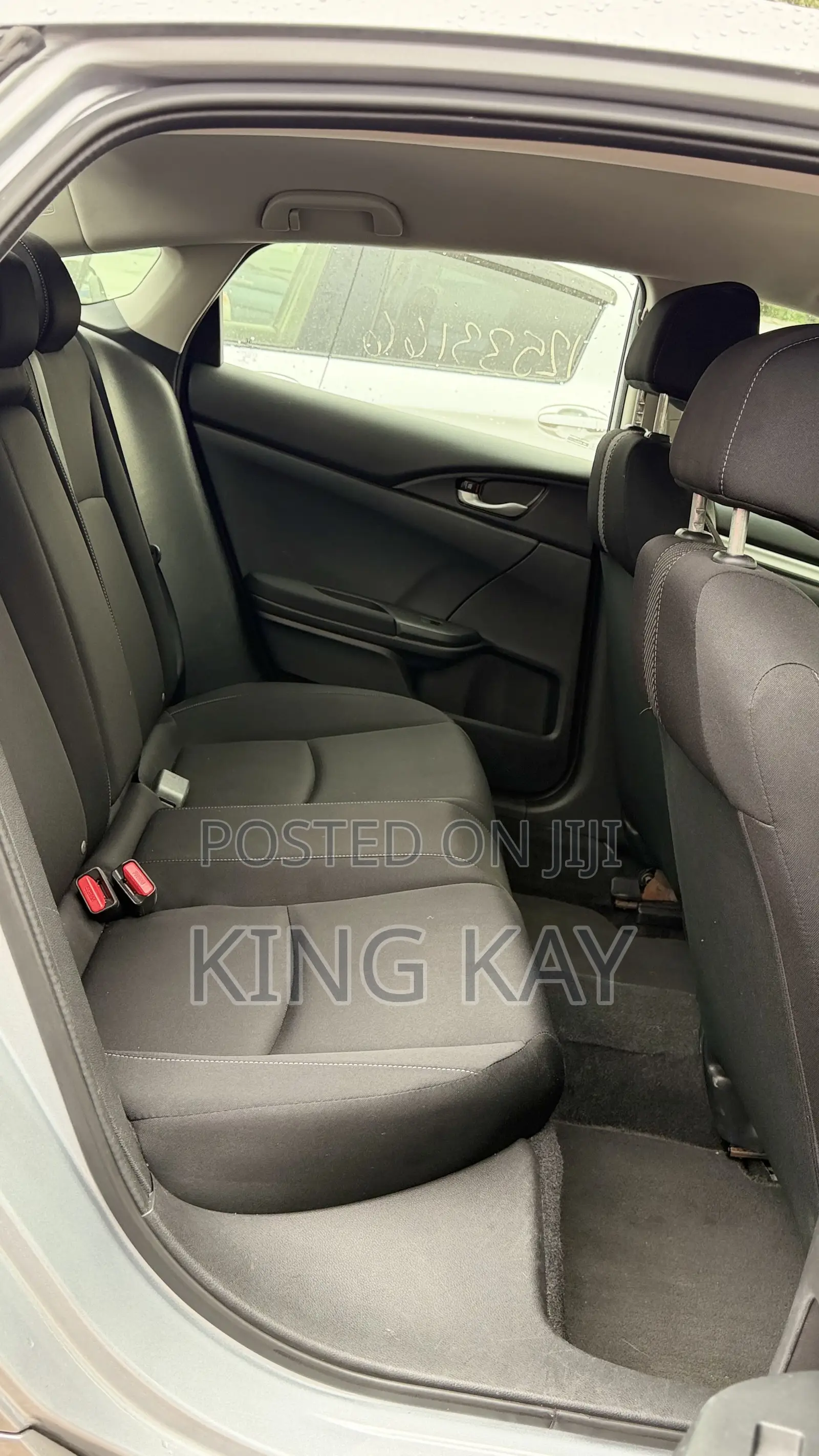 Honda Civic LX 4dr Sedan (2.0L 4cyl) 2017 Gray