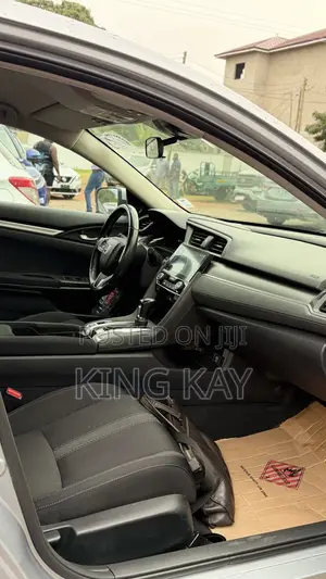 Honda Civic LX 4dr Sedan (2.0L 4cyl) 2017 Gray