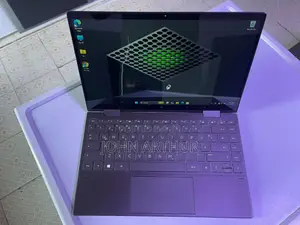 Laptop HP Envy 13 8GB AMD Ryzen 5 SSD 256GB