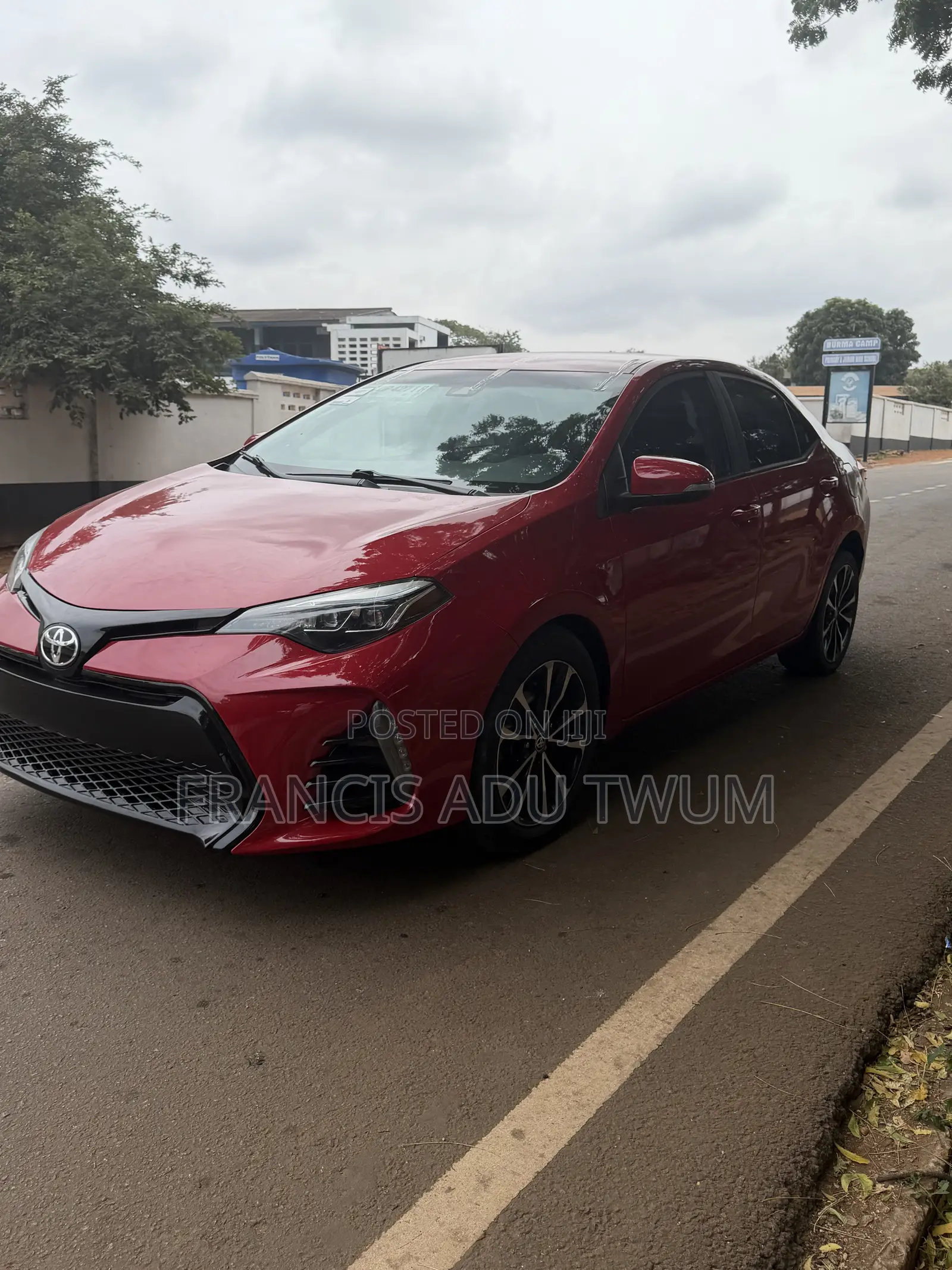 Toyota Corolla SE (1.8L 4cyl 2A) 2018 Red