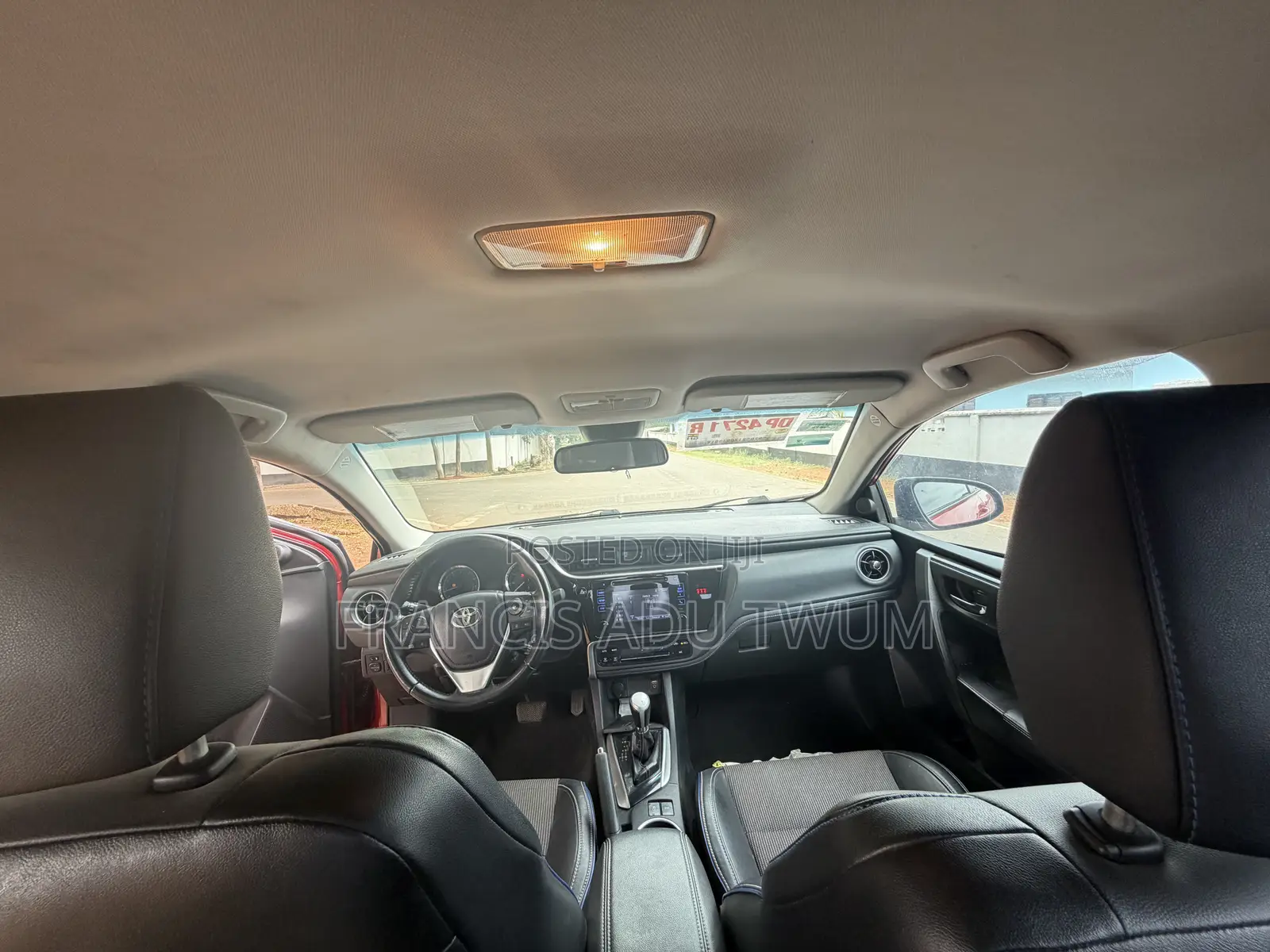 Toyota Corolla SE (1.8L 4cyl 2A) 2018 Red
