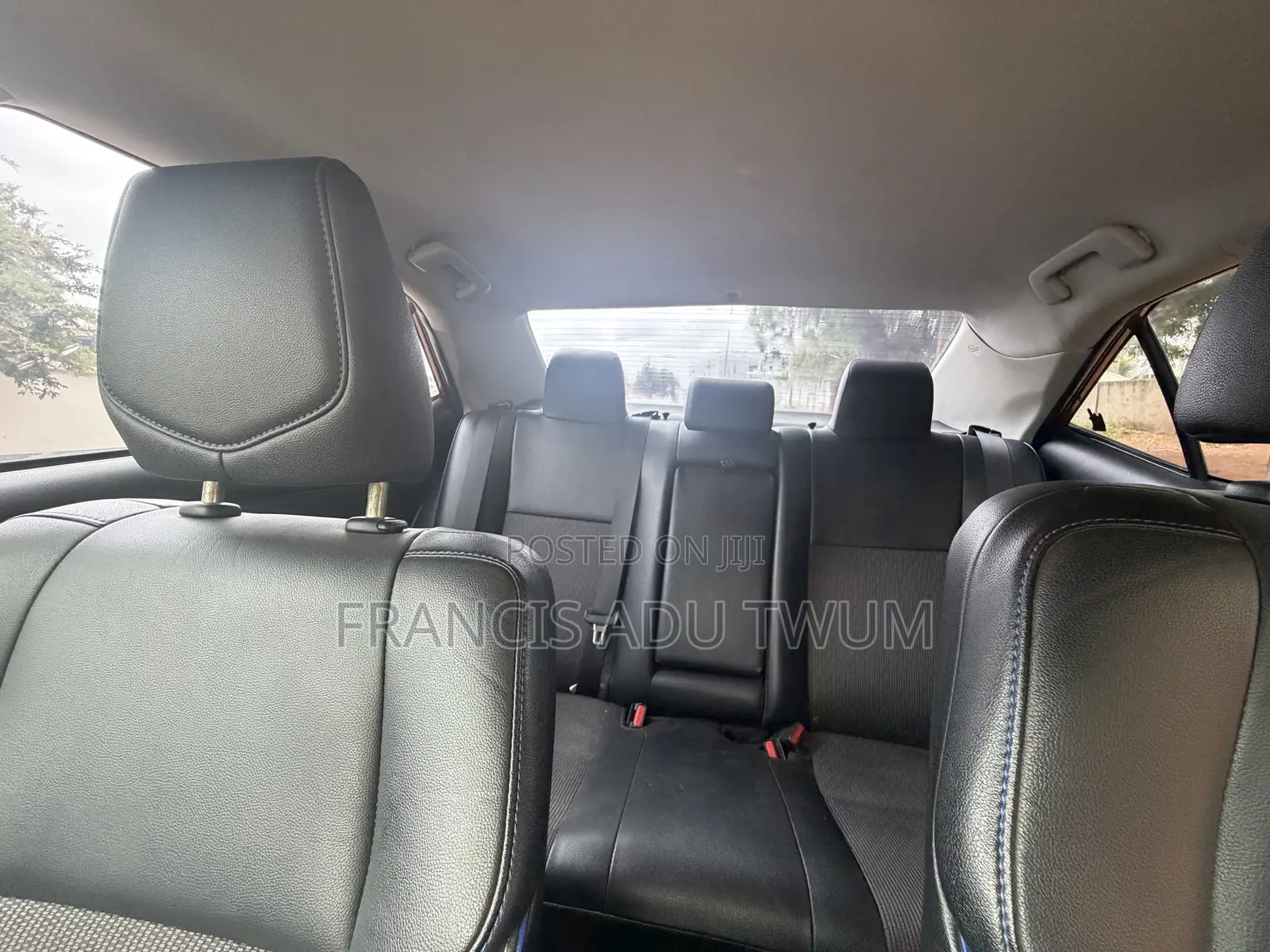 Toyota Corolla SE (1.8L 4cyl 2A) 2018 Red