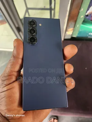 New Samsung Galaxy Z Fold6 256 GB Blue