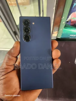 New Samsung Galaxy Z Fold6 256 GB Blue
