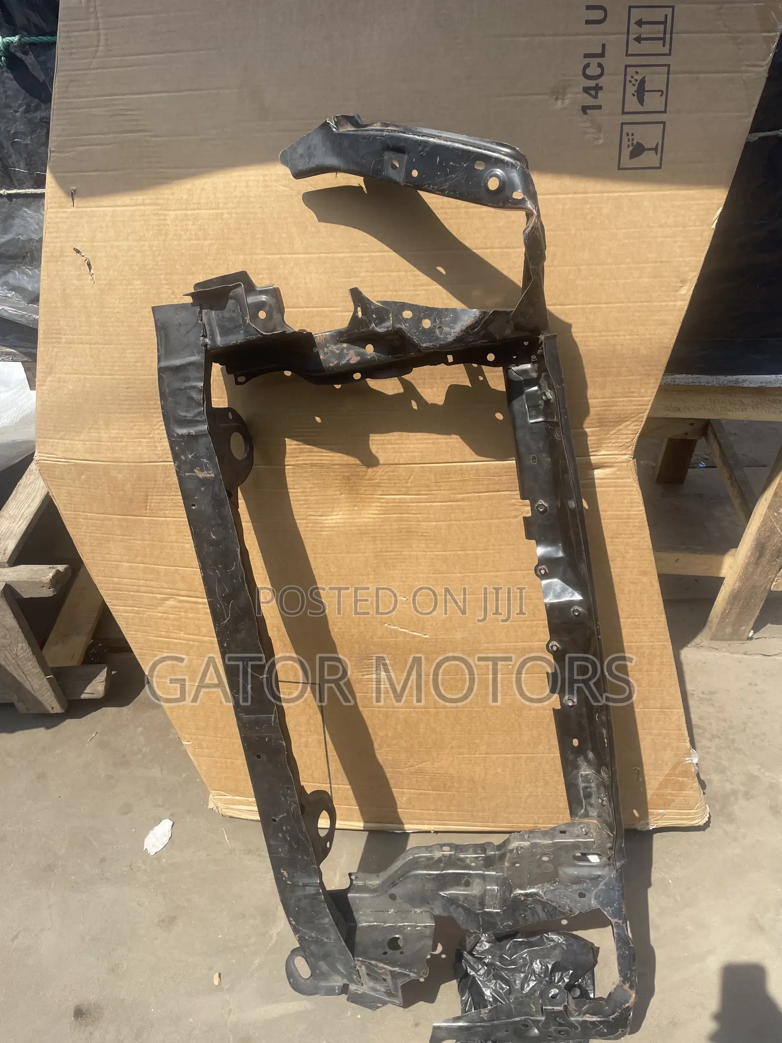 Corolla 2014 2015 2016 2017 2018 Radiator Support