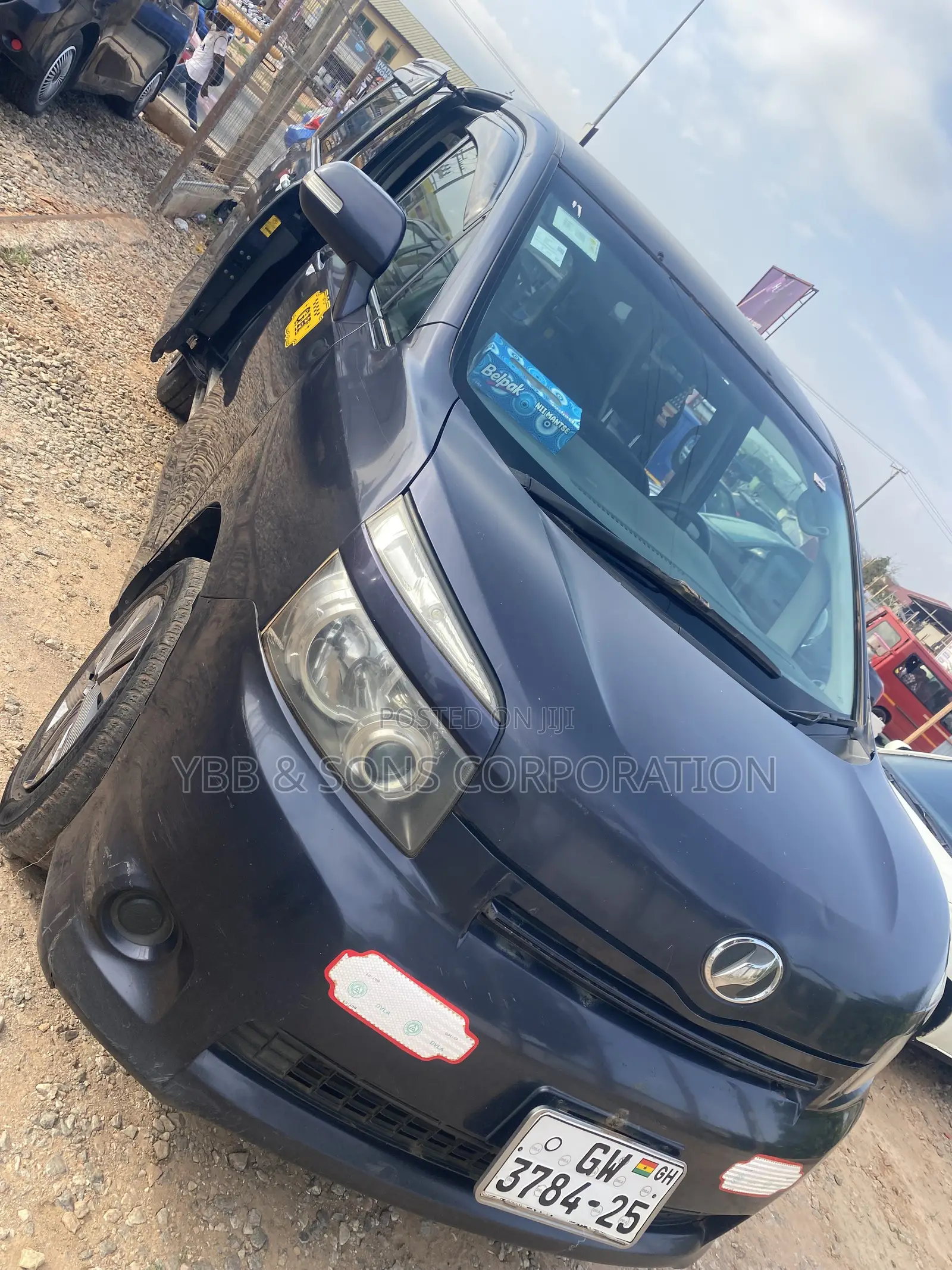 Toyota Voxy V 2WD 8-Seater 2014 Gray