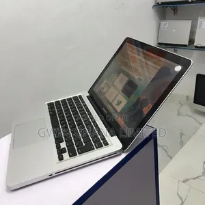 Laptop Apple MacBook Pro 2011 8GB Intel Core i5 HDD 500GB