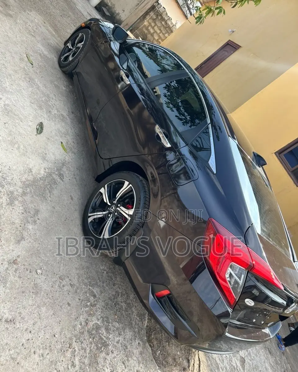 Honda Civic Touring 4dr Sedan (1.5L 4cyl) 2017 Black