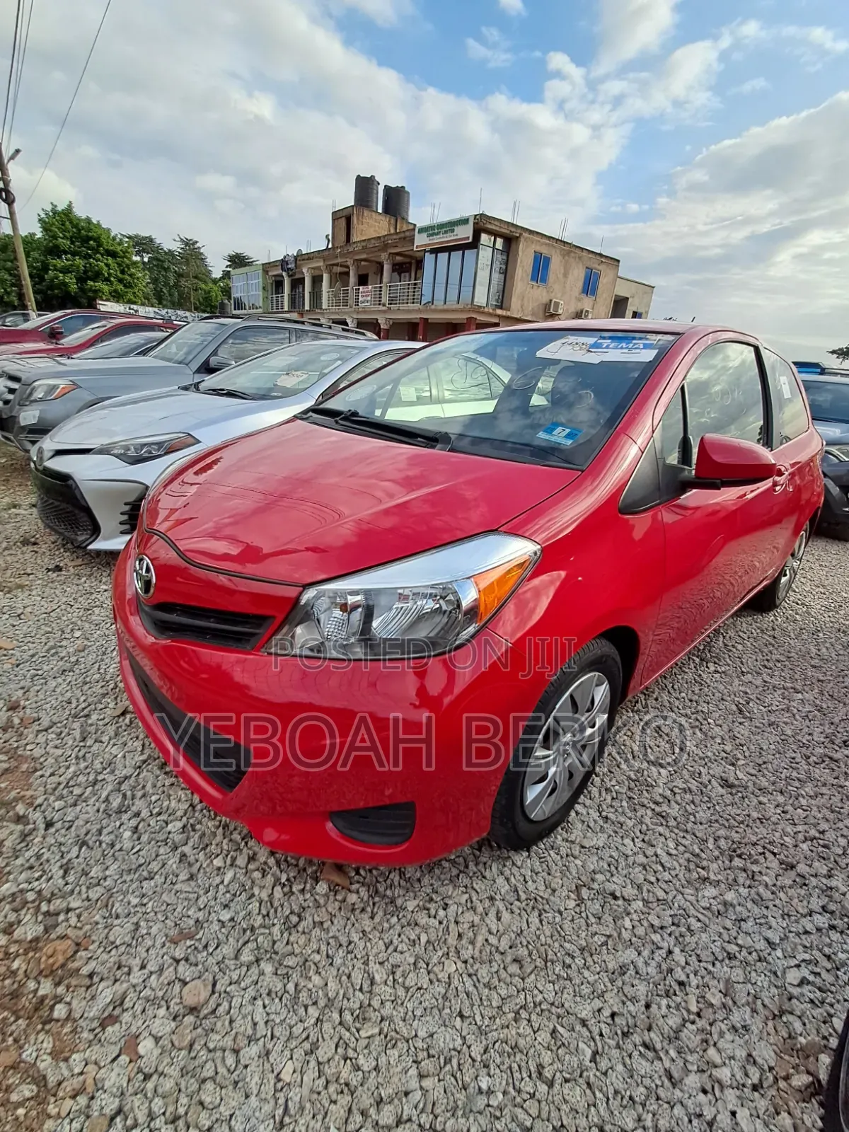 Toyota Yaris 2014 Red