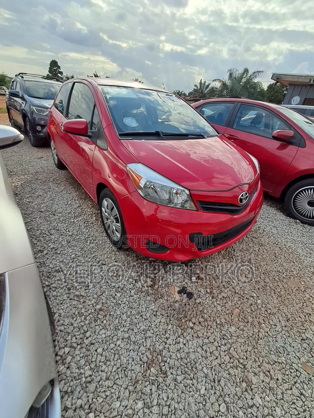 Toyota Yaris 2014 Red
