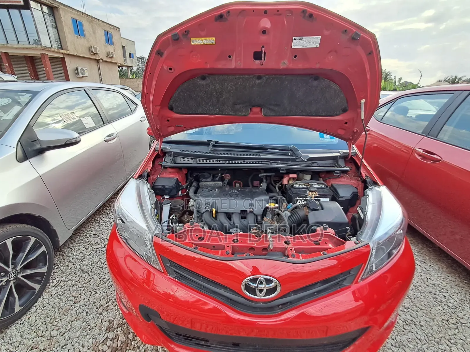 Toyota Yaris 2014 Red