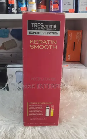 TRESemmé Keratin Saloon Hand Dryer