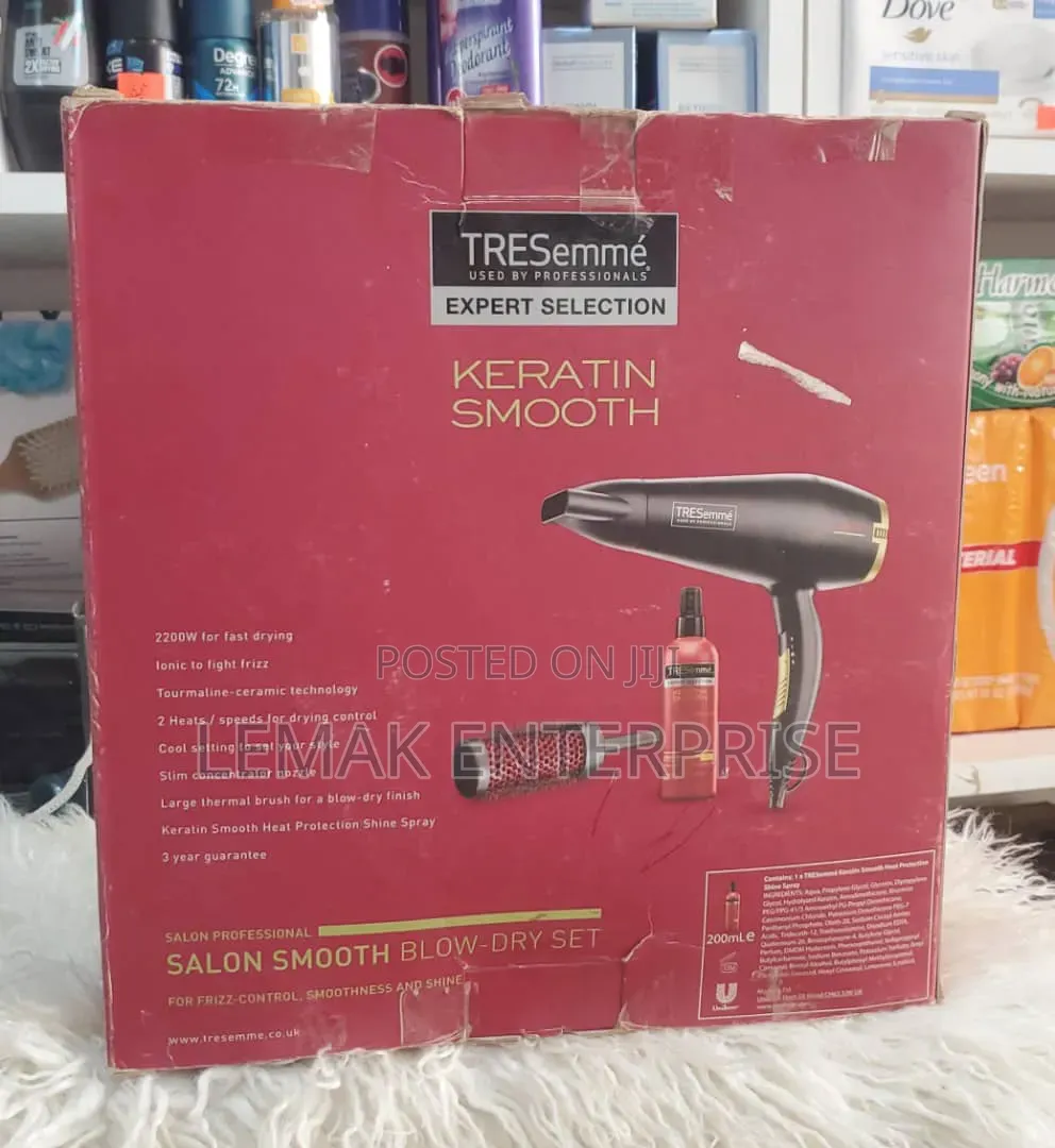 TRESemmé Keratin Saloon Hand Dryer