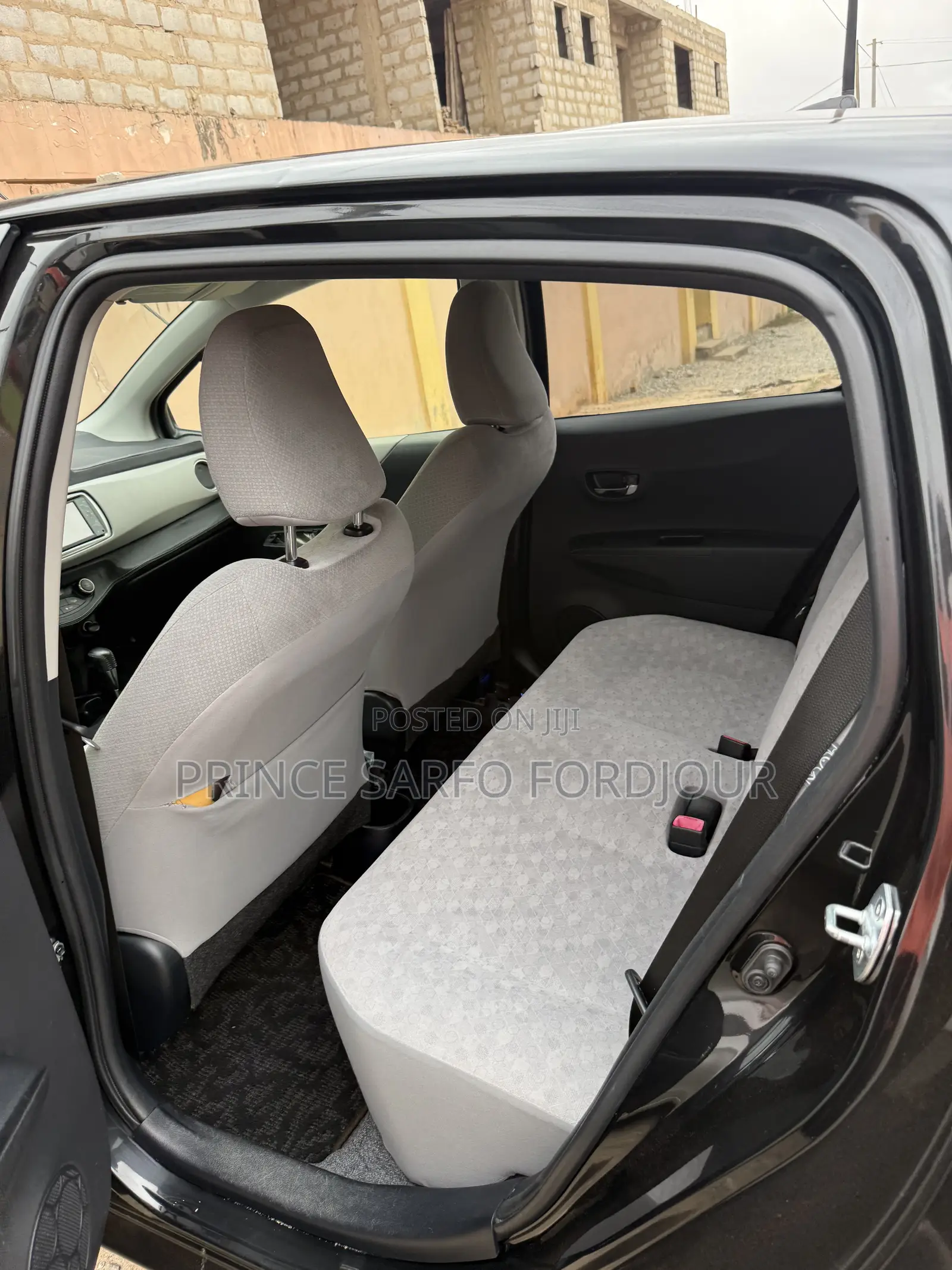 Toyota Vitz 2012 Black
