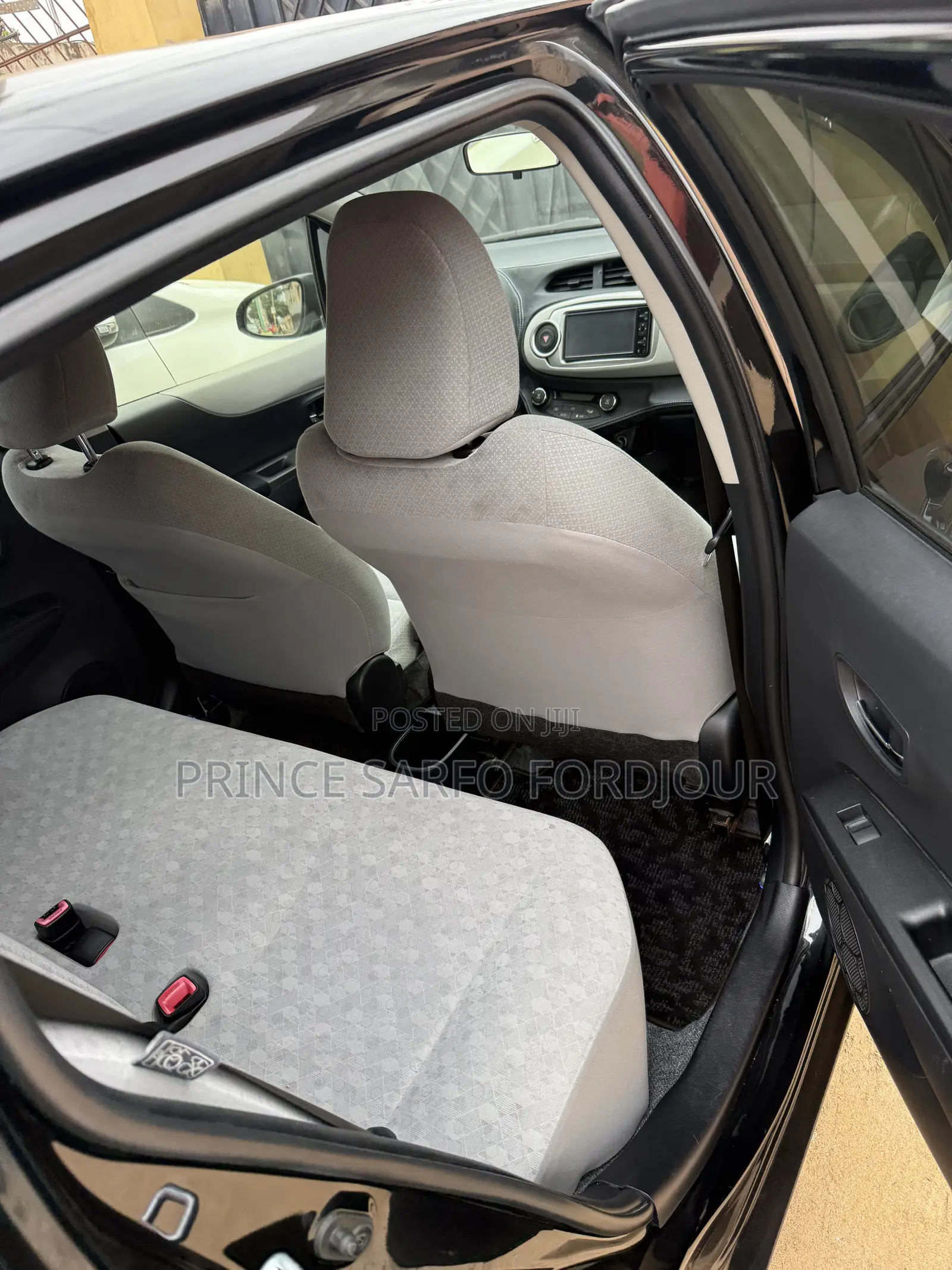 Toyota Vitz 2012 Black