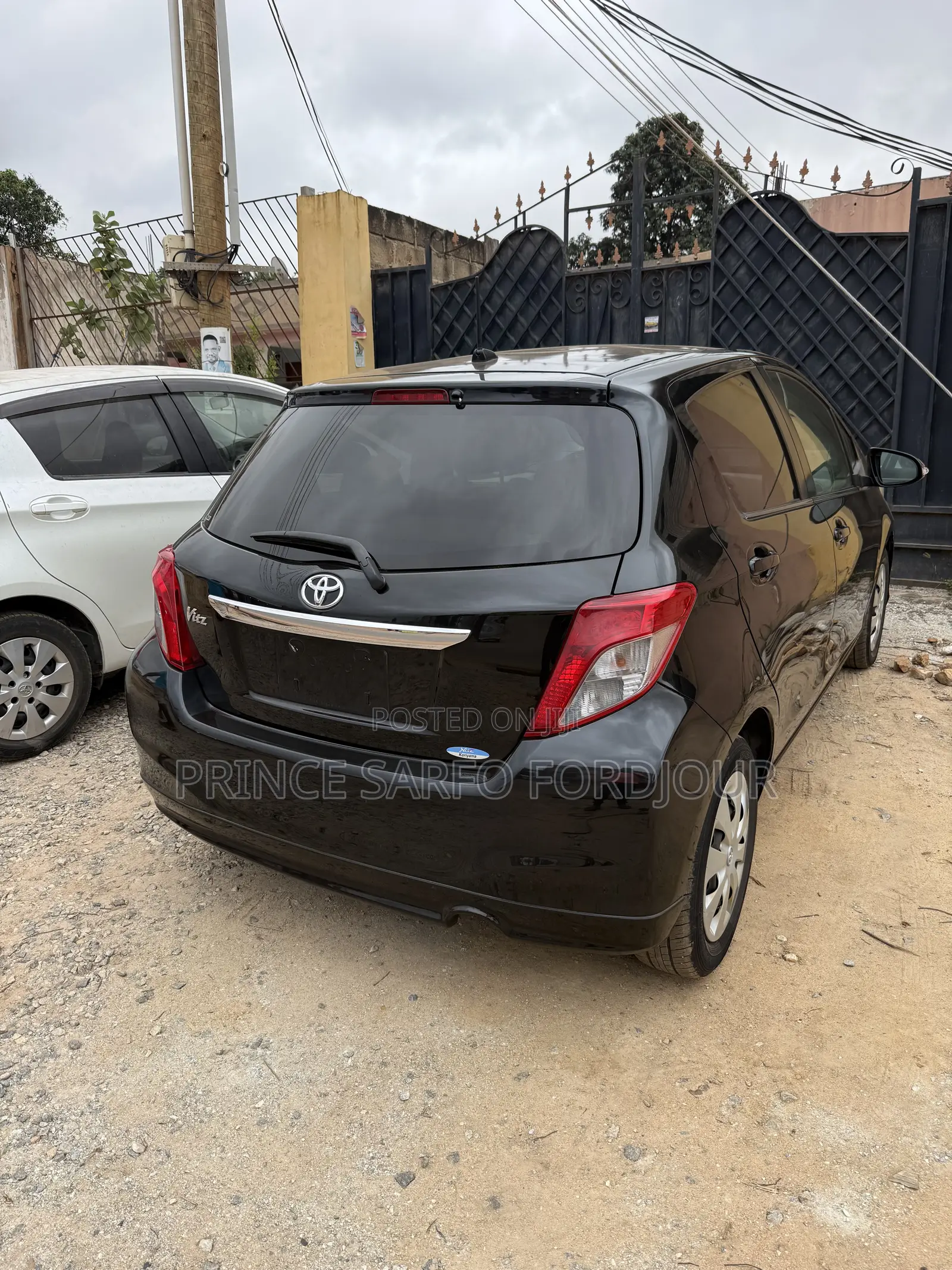 Toyota Vitz 2012 Black