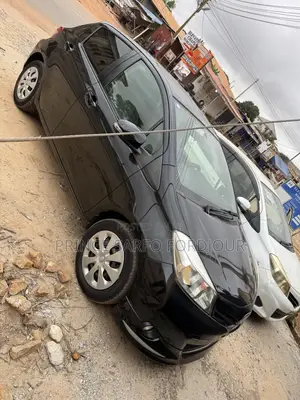 Toyota Vitz 2012 Black