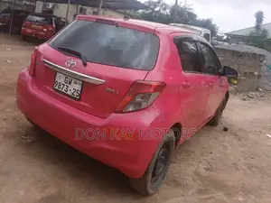 Toyota Vitz 2013 Red
