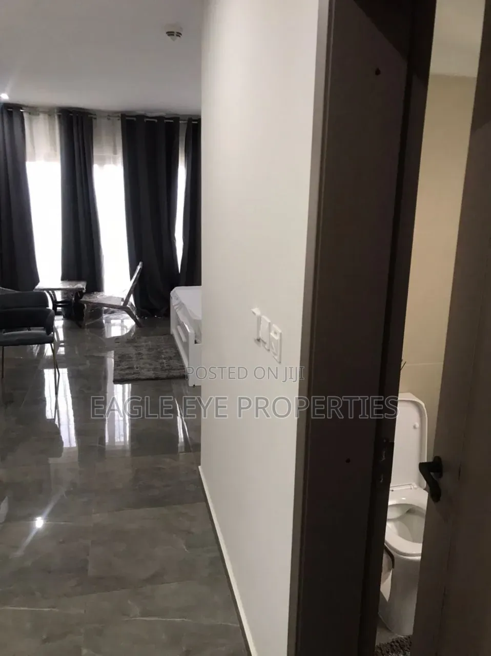 Studio Apartment in Boundary Road Area for sale