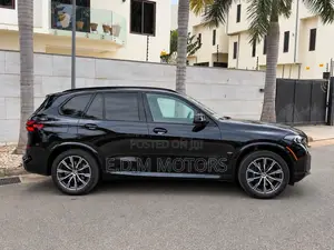 BMW X5 xDrive40i Sports Activity Vehicle 2025 Black