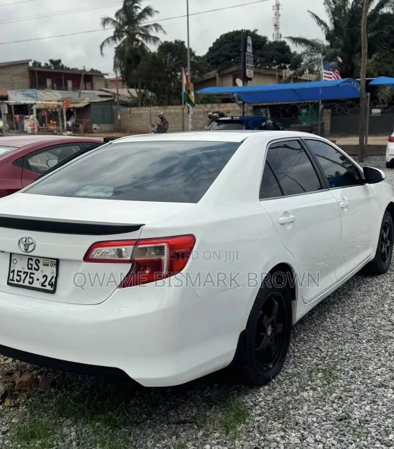 Toyota Camry 2014 White