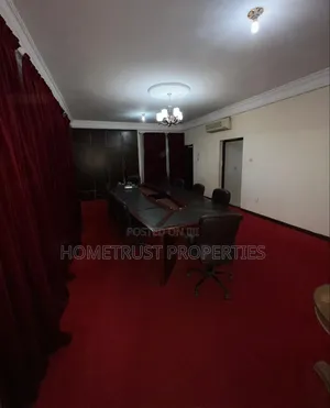 7bdrm Duplex in Maccharthy Hills for sale